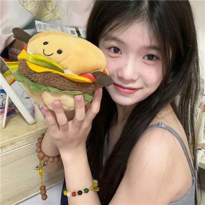 我才不要和人类恋爱呢